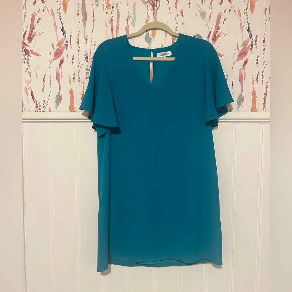 LEYDEN Blue Flutter Sleeve Dress